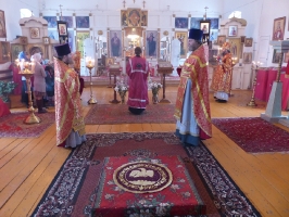 Епископ Савватий на пасхальной седмице в Усть-Ищиме, храм св. Николая