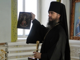 епископ Савватий на выставке древнерусской иконы